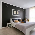 Cardo Apartments